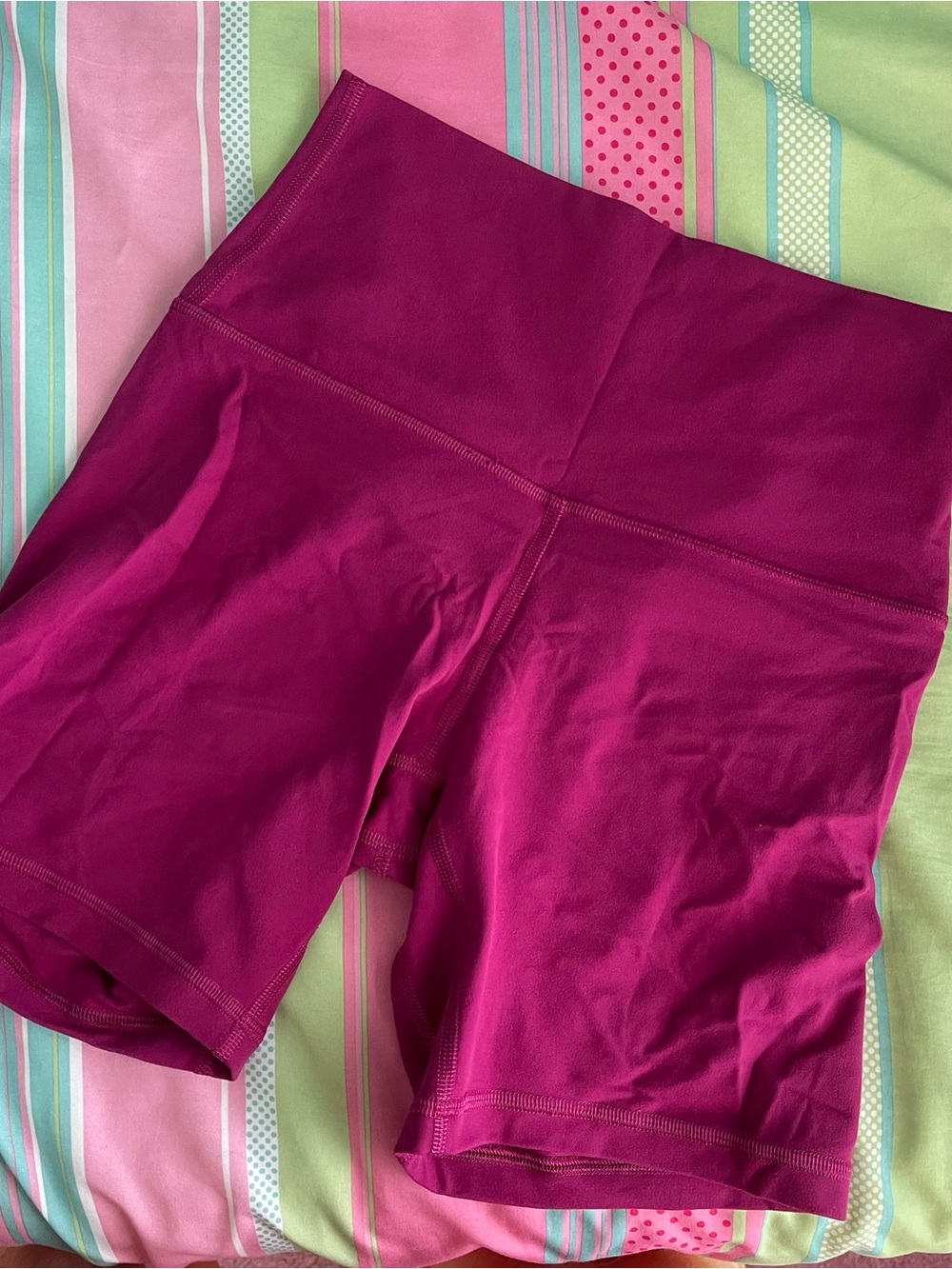 Lululemon maroon align biker shorts